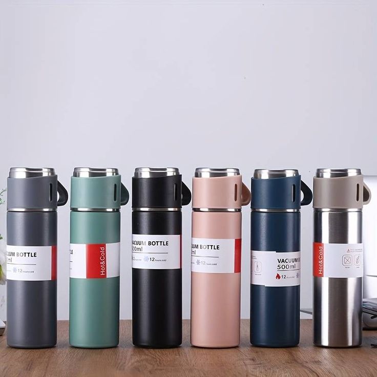 Stainless Steel Hot & Cold Water Bottle 500ml – Vacuum Insulated, Leak-Proof Double Wall Flask (Random Color)