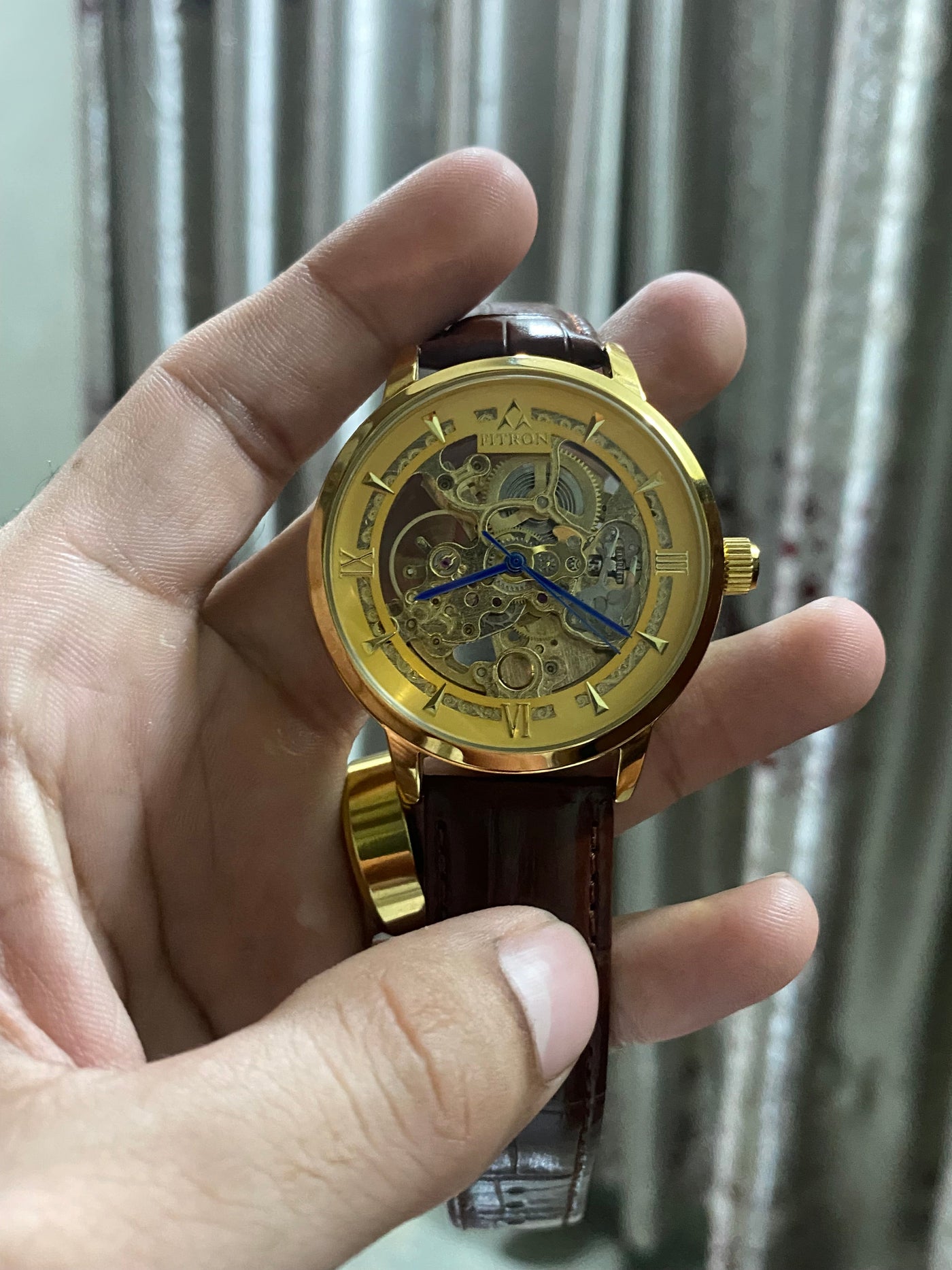 Fitron Skeleton leather strap (Gold)
