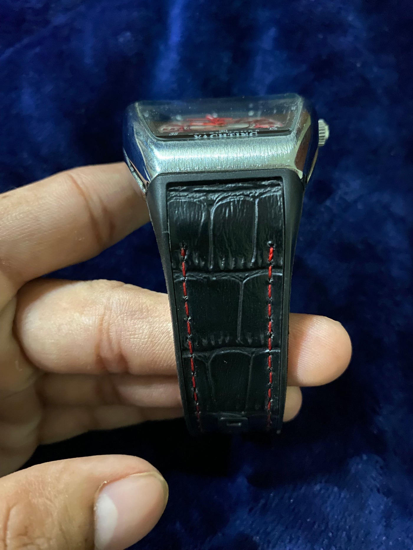 Franck Muller
Vanguard Crazy Hours Men's Watch
Model 45CHACERSILRED