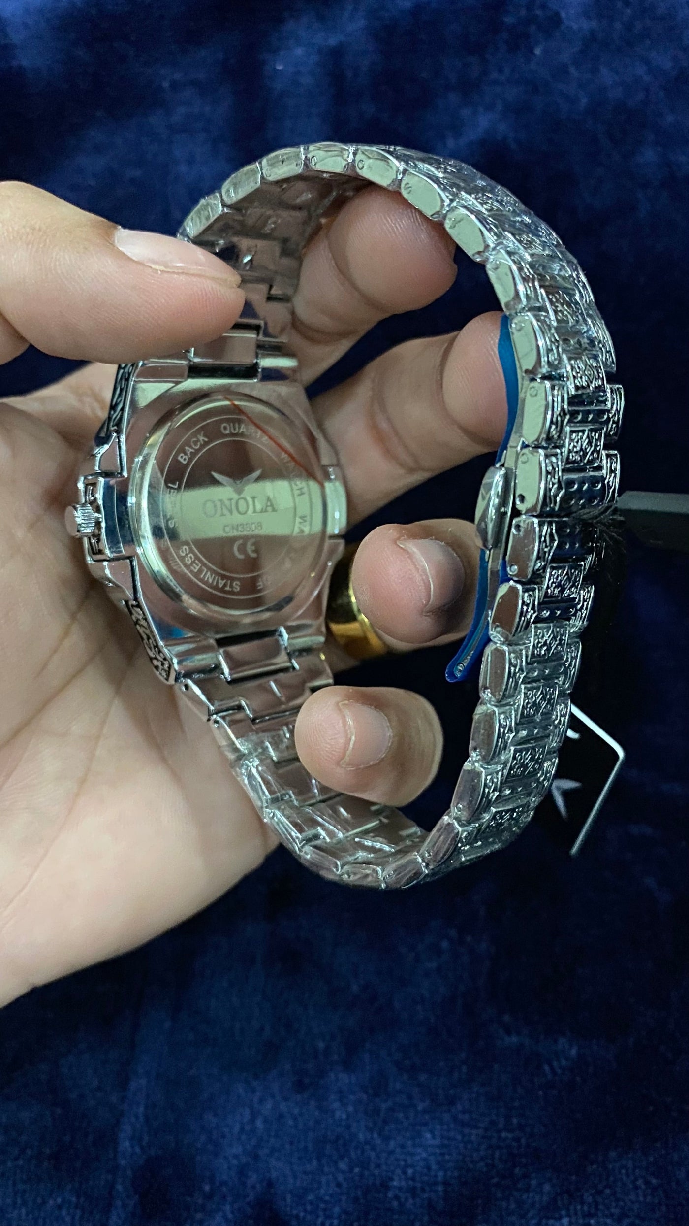 ONOLA Mecca Watch Retro Carved Quartz 30M Waterproof