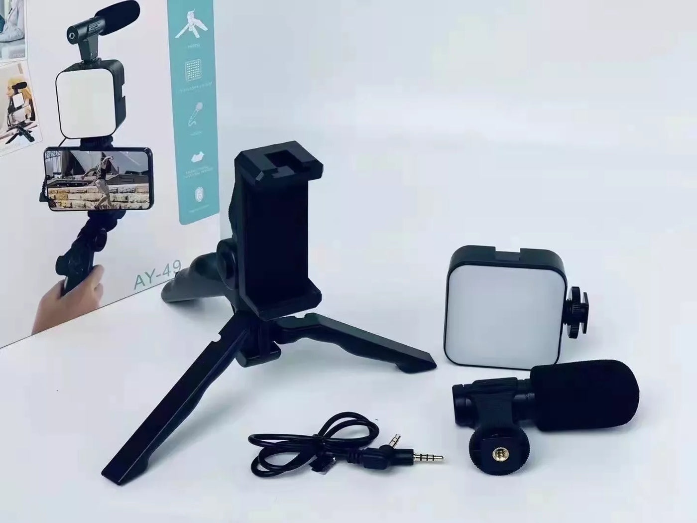 Portable Vlogging Tripod Kit