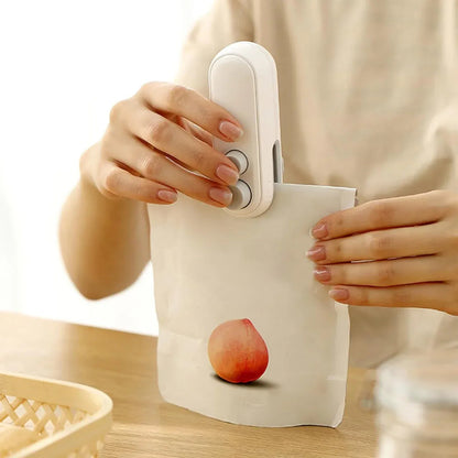 2-in-1 Portable Bag Sealer & Cutter